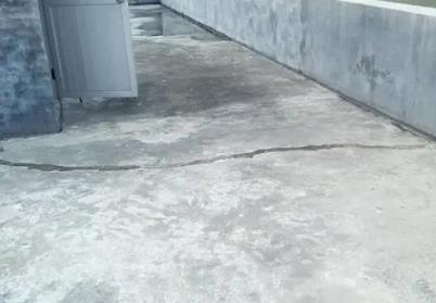 灯塔楼顶漏水维修公司分享下如何解决卫生间隐蔽部位漏水的问题?